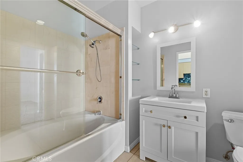 388 Ocean Boulevard 709, Long Beach, California 90802 home-pic-7